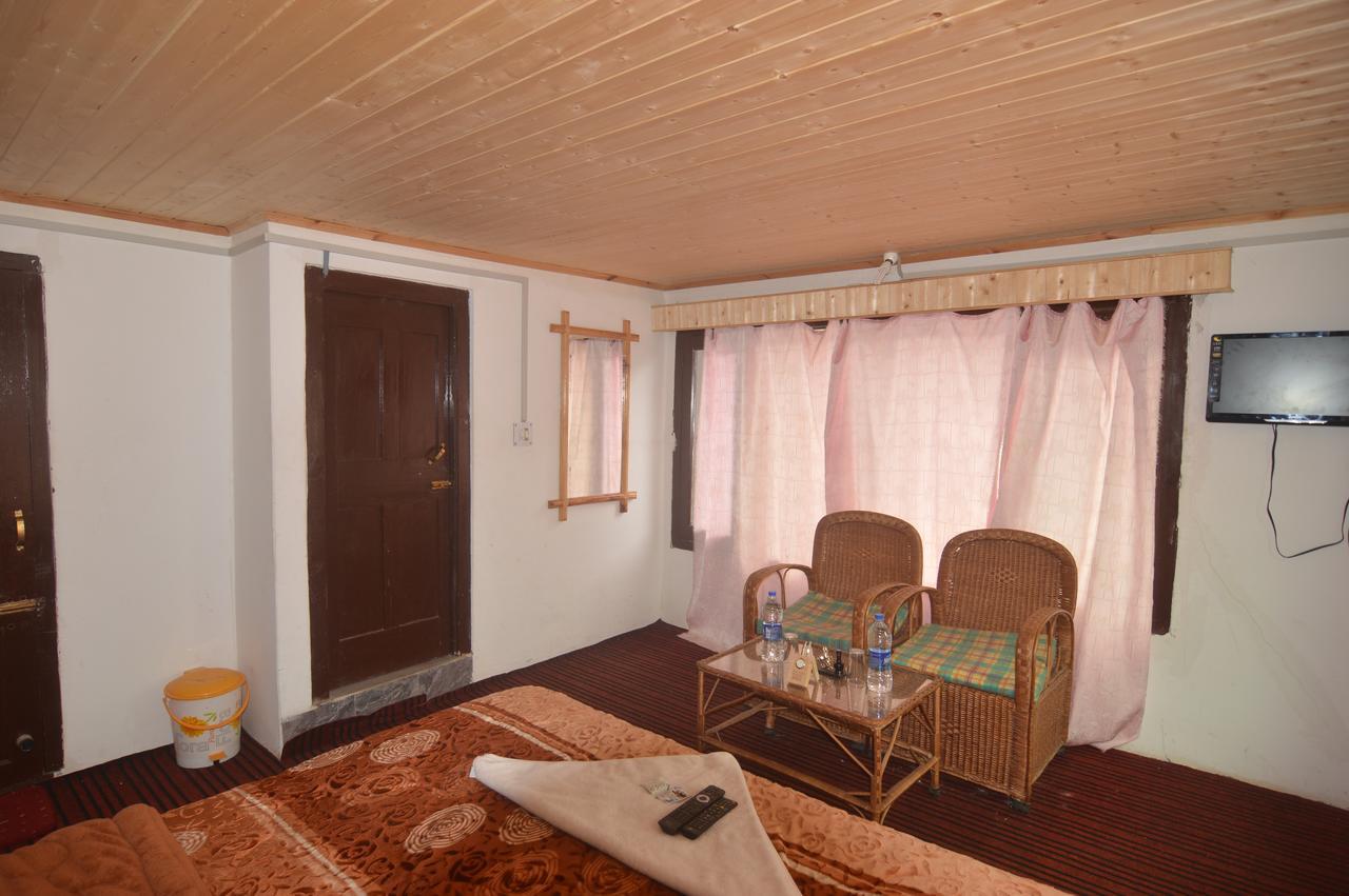Kashmir House Pahalgam Ngoại thất bức ảnh